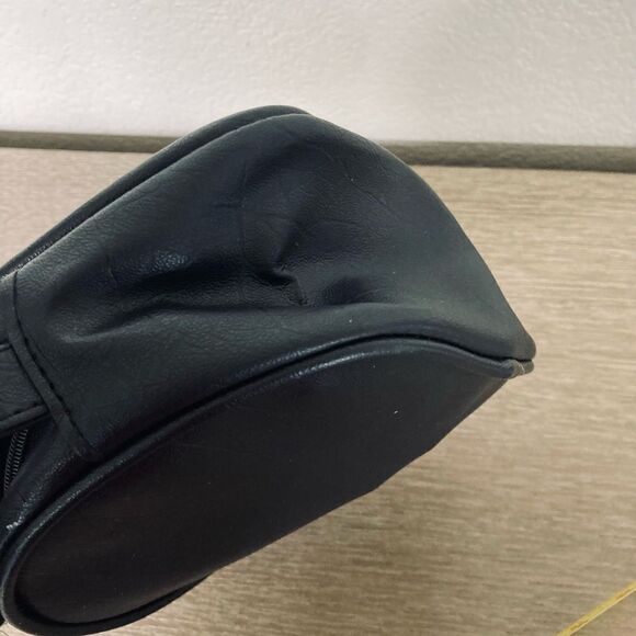 Black Leather Travel Toiletry Bag - Picture 5 of 5
